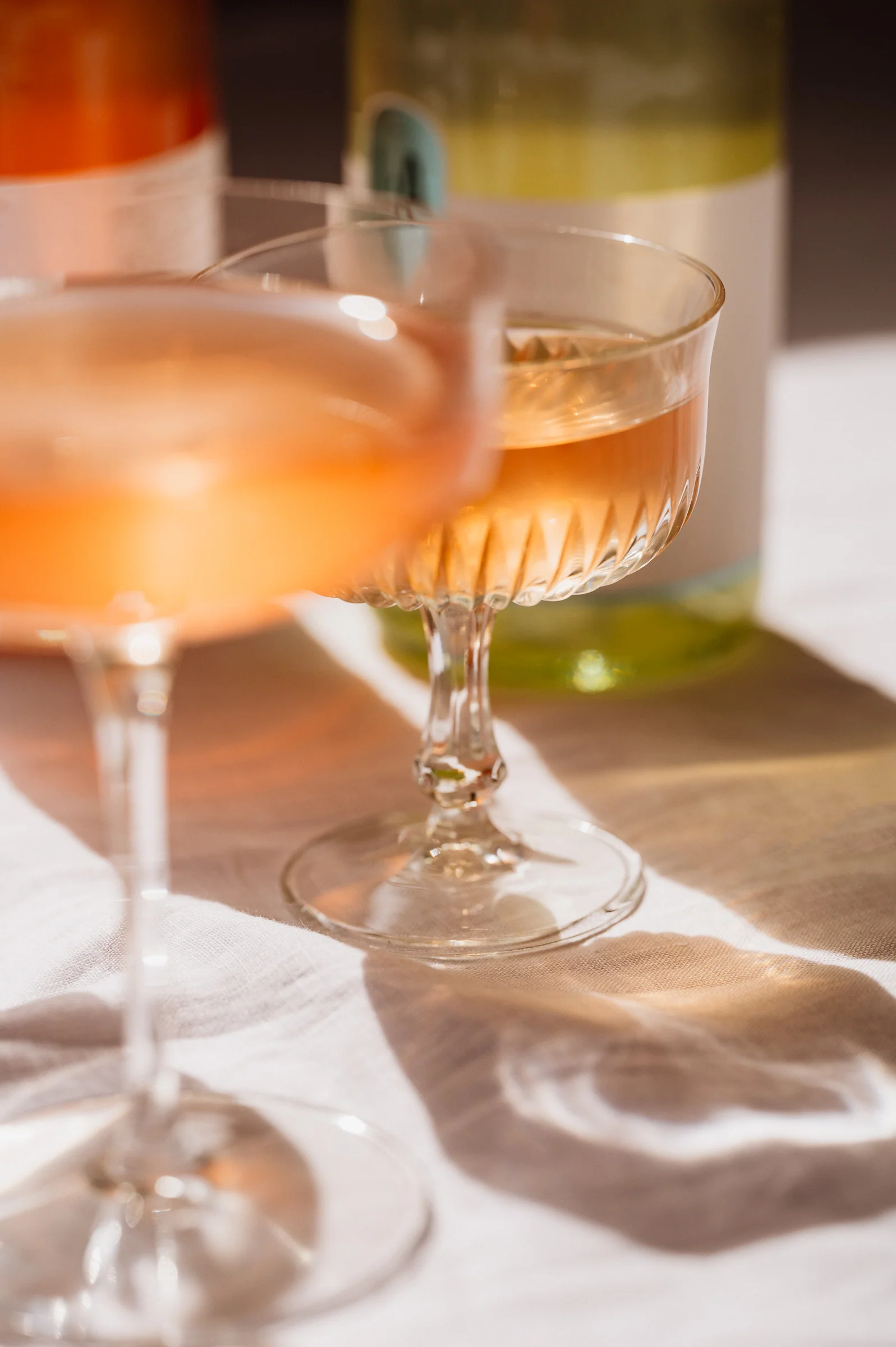 Sparkling English Blush by LA Brewery - 750ml - Rosé Alternative - Image 3